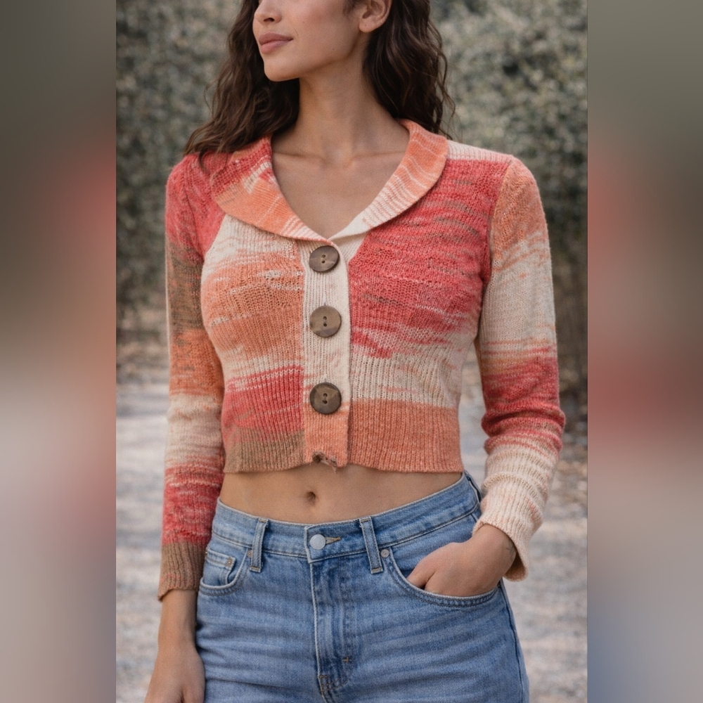 Orvis Coral & White Round Neck Crochet Knit  Long Sleeve Sweater Big Button sz S